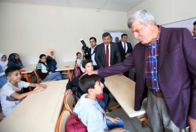 Başkan Karaosmanoğlu, Suriyeli Öğrencilerle Buluştu