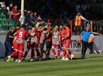 BERGAMA BELEDİYESPOR - Diyarbekirspor'da Galibiyet Sevinci Yaşanıyor