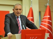 'İki Cihan Bir Araya Gelse Bu Ülkede...'