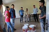 TOPLU TAŞIMA ARACI - TOG Gönüllüleri Köy Okulunu Boyaladı
