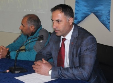 Ağrı'da 'Okul Sporları Bilgilendirme' Toplantısı Yapıldı
