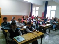 Akşehir'de 'Senin Bir Kalemin, Benim Bin Hayalim' Kampanyası