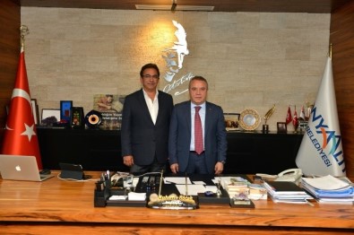 CHP Genel Başkan Yardımcısı Budak, Başkan Böcek'i Ziyaret Etti