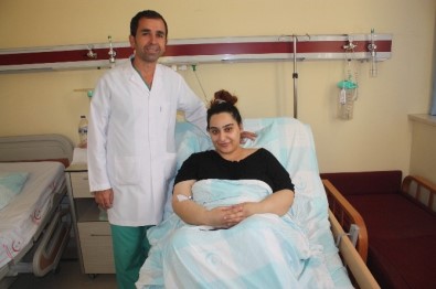 Prof. Dr. Yağmur, 128 Kilodaki Obezite Hastasına Umut Oldu