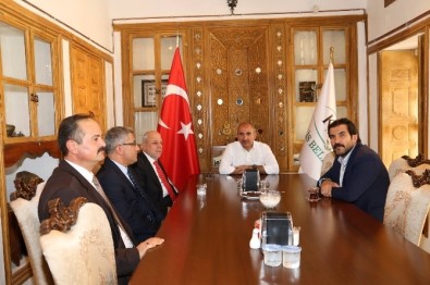 UİYD Genel Başkanı Danışman, Başkan Kara'yı Ziyaret Etti