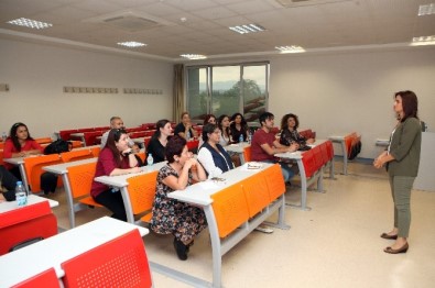 Akdeniz Üniversitesi'nde İşaret Dili Kursu Başladı