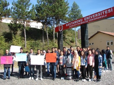 Çatalzeytin MYO Öğrencileri Sessiz Yürüyüş Yaptı