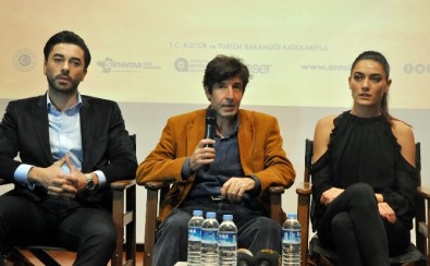 'Defne'nin Bir Mevsimi' Filminin Antalya'da Galası Yapıldı