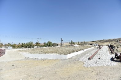 Kıbrıs Mahallesi'ne Yeni Park Ve Spor Alanı