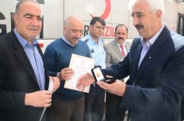 KEMAL YıLDıZ - Kızılaydan En Çok Kan Bağışı Yapanlara Madalya