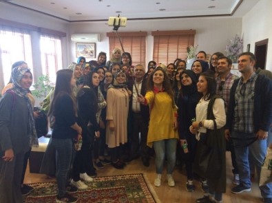 Konya Gençlik Merkezi Üyelerinden Başkan Karaaslan'a Ziyaret
