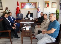 Memur-Sen'den Üyelerine Umre Hizmeti