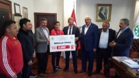 KAYSERİ ŞEKER FABRİKASI - Milli Güreşçiye Kayseri Şeker'den 5 Bin TL Ödül