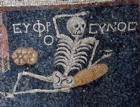 LÜTFÜ SAVAŞ - 'Neşeli Ol Hayatını Yaşa' mozaiği Paris'te tanıtılacak