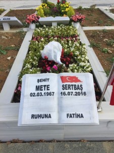 Cumhurbaşkanı Erdoğan Talimat Verdi, Demokrasi Şehidi Acıbadem Muhtarının Adı Parkta Yaşayacak