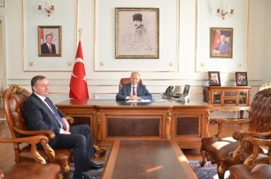 TEKSİF Şube Başkanı Bozan'dan Vali Ceylan'a Ziyaret
