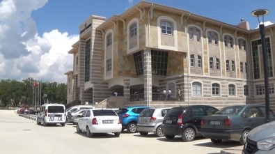 Uşak'ta FETÖ'den 15 Kişi Tutuklandı