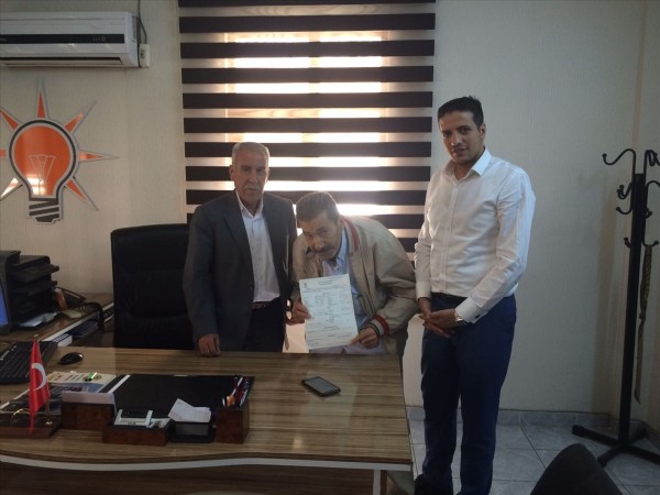 CHP'li vekilin ağabeyi AK Parti'ye üye oldu