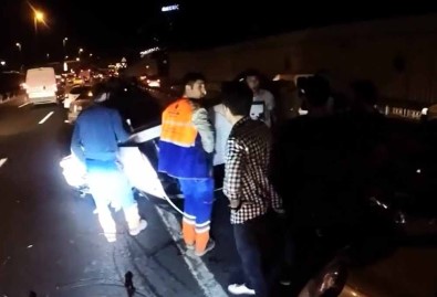 Makas Atarken Takla Attı