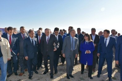 Bakan Özlü'den Karabük'e Çifte Müjde