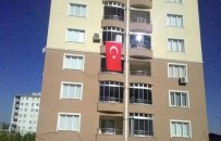 ÖZGÜR ÇEVİK - Hakkari'deki Şehit Ateşi İzmir'i Yaktı