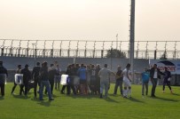 TEZAHÜRAT - Olaylı Maça Ceza Yağdı