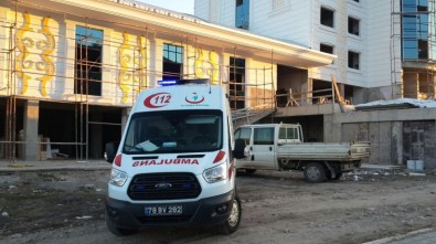 Otel İnşaatından Düşen İşçi Hayatını Kaybetti