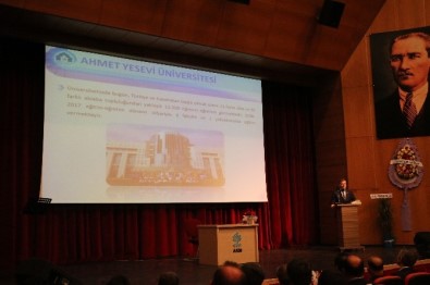 Aksaray'da Hoca Ahmet Yesevi'yi Anma Programı