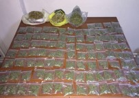 Efeler'de 330 Gram Esrar Satılamadan Yakalandı