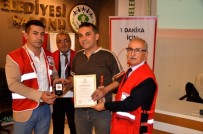 ÇETIN KıLıNÇ - Kızılay, Sarıgöl'de 65 Kişiye Madalya Dağıttı