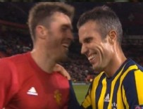 Van Persie'nin kızdıran görüntüsü