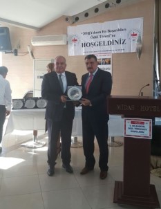 Başkan Gürkan 'Yılın İlçe Belediye Başkanı' Seçildi
