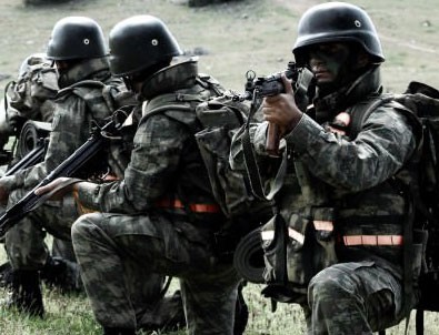 Terör örgütü PYD karadan da kıskaçta!