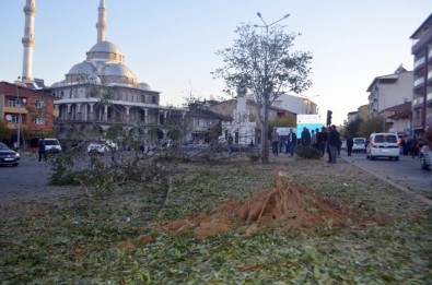Bingöl'de patlamanın şiddeti gün ağarınca ortaya çıktı