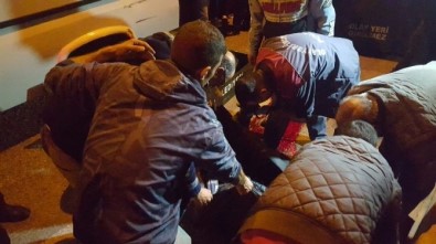 Kuşadası'nda Motosiklete Çarpıp Kaçan Otomobilin Sahibi Yakalandı