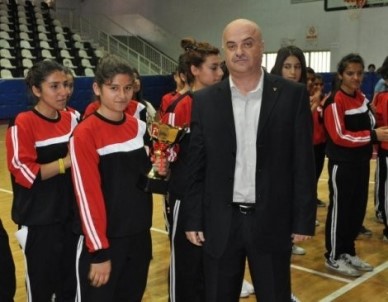 Malatya Basketbolu Ergül Akdeniz'i Kaybetti