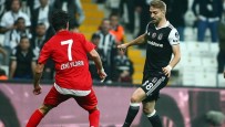 Caner Erkin ameliyat oldu