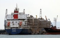 Dev Gemiyle Brezilya'dan Getirilen 11 Bin Hayvan İçin 631 Sefer