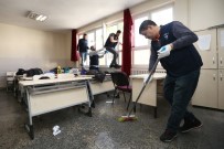 DENETİMLİ SERBESTLİK YASASI - Mahkumlar Konak'taki Okulları Pırıl Pırıl Yaptı