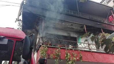 Sakarya'da Bina Yangını