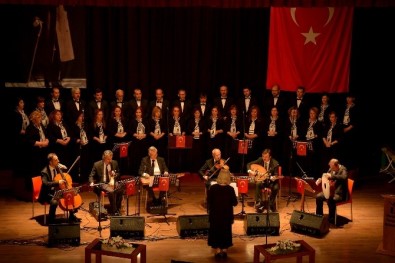 Tepebaşı'ndan Ata'ya Ve Cumhuriyete Saygı Konseri