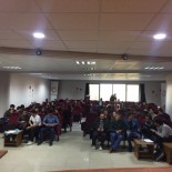 ERULDER Uluslararası Öğrencilere Aşure Dağıttı