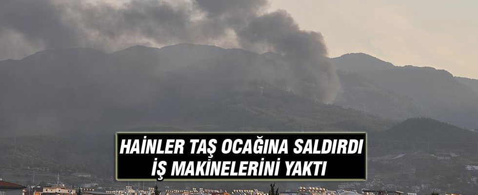 PKK'lı teröristler iş makinelerini yaktı