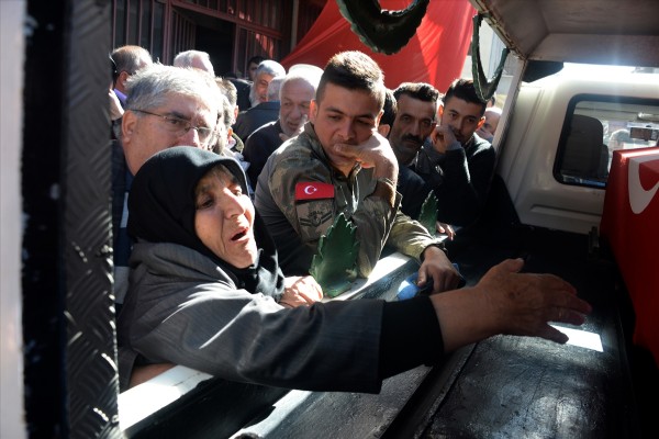 Uzman çavuş olan iki kardeşi terör ayırdı