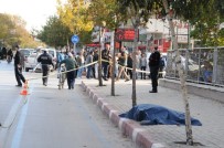 GÖRGÜ TANIĞI - Afyonkarahisar'da Dehşet: 2 Ölü, 1 Ağır Yaralı