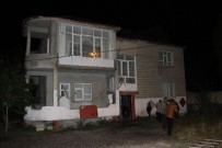 MEHMET FATİH ÇELİKEL - AK Parti Muradiye İlçe Gençlik Kolları Başkanının Evine Saldırı