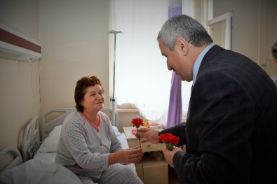 Başkan Baran'dan Hastalara Moral Ziyareti