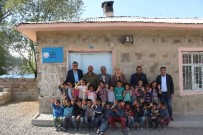 AKKONAK - İnşaat Firmasından Köy Okullarına Yardım