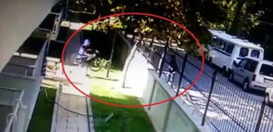Manisa'da Bisiklet Hırsızlığı Güvenlik Kamerasında