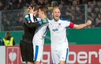 HAKAN ÇALHANOĞLU - Türk Hocanın Çalıştırdığı 3. Lig Ekibi Leverkesun'i Eledi